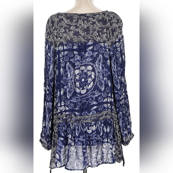 Free People Floral Bohemian Navy Blue Top - Picture 3 of 6